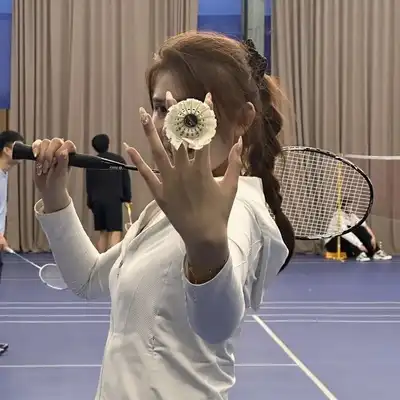 黄美强